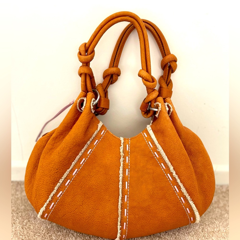 Radley shoulder bag in tan.